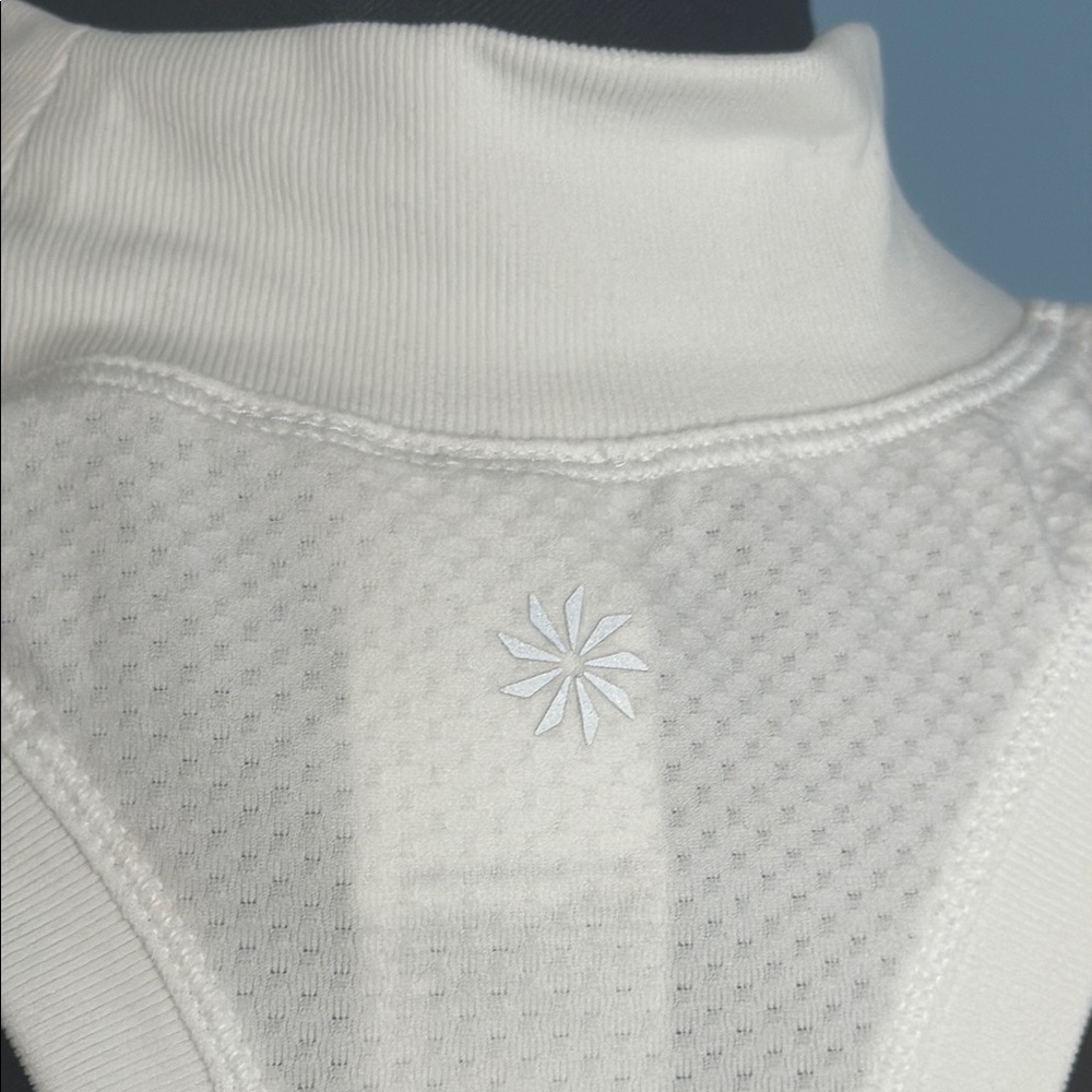 Athleta Momentum Seamless Mock Tank White Size L - Picture 7 of 9